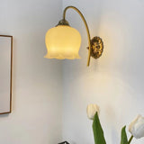 Load image into Gallery viewer, Modern Metal Wall Sconce Flower Shape